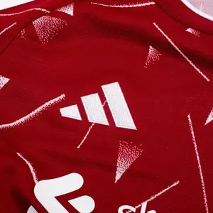 Liverpool FC Joggingjacke 2026/27 image-2
