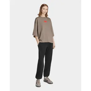 Audi women's T-shirt Formula One Team Elevated Graphic image-1