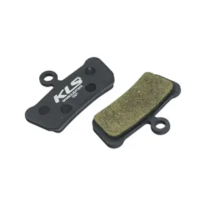 Ett par bromsbelägg Kellys D-17 image-0