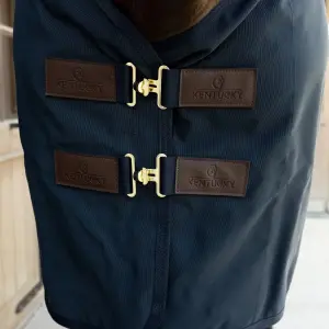 Κάλυμμα στάβλου για άλογο Kentucky Horsewear image-3
