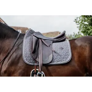 Dressage saddle pad for horses Kentucky Wool image-1