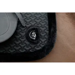 Dressage saddle pad for horses Kentucky image-2