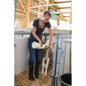 Calf feeding bottle with valve teat Kerbl MilkyFeeder image-3