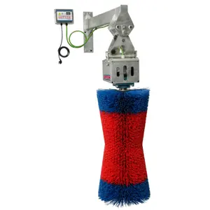 18860-uppfodningsborste-kerbl-happycow-swing-maxi-bla-rod-tu