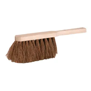 Broom with wooden handle and coconut bristles Kerbl