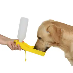 Manta multifuncional com garrafa para cães Kerbl image-2