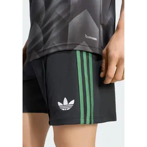 Shorts Outdoor RC Lens 2026/27 image-3