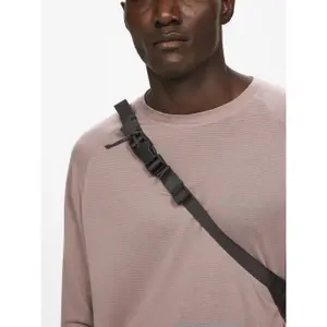 Fanny pack Klättermusen Eldrimner image-4