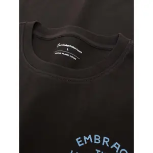 T-Shirt mit Druck auf dem Rücken KnowledgeCotton Apparel GOTS image-3