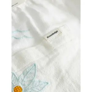 Kurze Hose mit Stickerei KnowledgeCotton Apparel Fig - GOTS/Vegan image-2