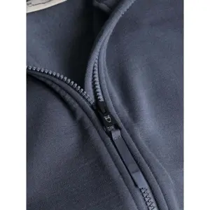 Polar KnowledgeCotton Apparel Dynamic image-2