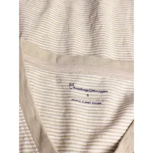 Γυναικείο μπλουζάκι με V λαιμόκοψη KnowledgeCotton Apparel Gots/Vegan image-3