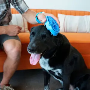 Escova para cães Hunter Kong Company Zoom Groom image-3