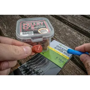 Haki Korum 4 Big Fish Hair Rigs W/Quickstops Barbed (x8) image-0