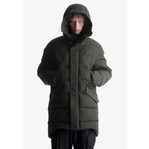 Kurtka puchowa do połowy długości z kapturem Krakatau Strofo image-2