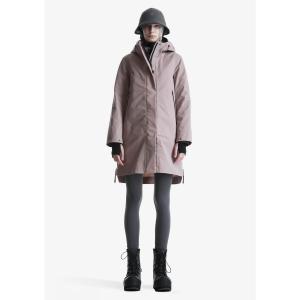 Damesparka Krakatau Planck image-1