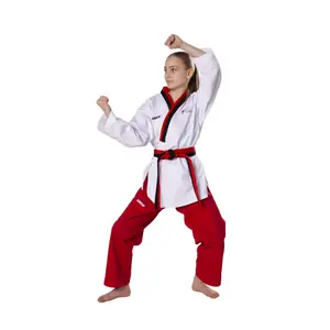 Karategi fille Kwon Poomsae image-0