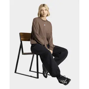 Long Sleeve Boyfriend T-Shirt Women's adidas 3-Stripes Studio image-2