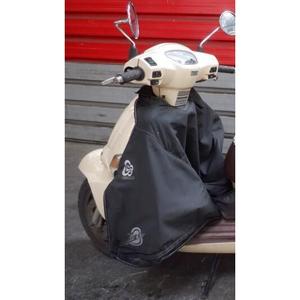 da-352-destockage-grembiule-da-scooter-darts-luxe-pour-kymco-125-like-nero-tu