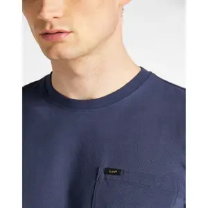 T-shirt Lee à poche image-5