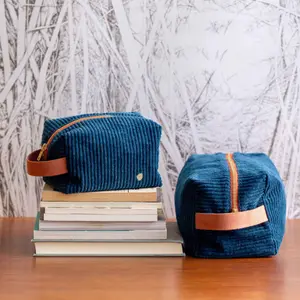 Toiletry bag La Cerise sur le Gâteau Loen 14x22x11 image-1