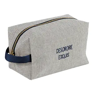 Toiletry bag La Cerise sur le Gâteau Désordre image-0