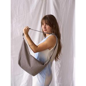 Halbmond Umhängetasche für Frauen La Cerise sur le Gâteau Basile image-2