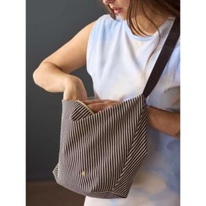 Halbmond Umhängetasche für Frauen La Cerise sur le Gâteau Basile image-3