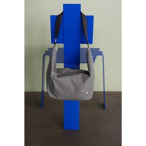 Halbmond Umhängetasche für Frauen La Cerise sur le Gâteau Basile image-4