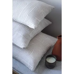 Poduszka La Cerise sur le Gâteau Kiko image-2