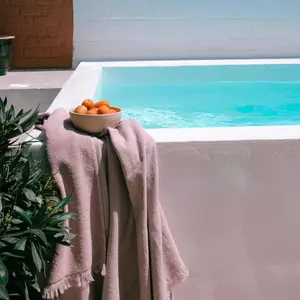 Bath towel La Cerise sur le Gâteau Luna image-3