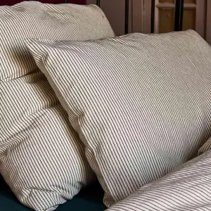 Kopfkissenbezug La Cerise sur le Gâteau Léonie image-1