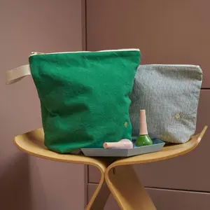 Toiletry bag La Cerise sur le Gâteau Iona image-1