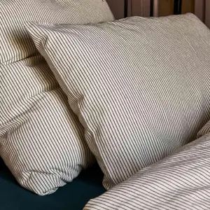 Kopfkissenbezug La Cerise sur le Gâteau Léonie image-2