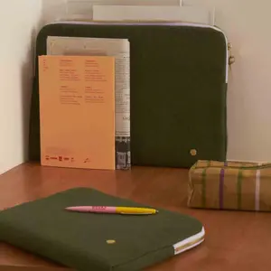 iPad Case La Cerise sur le Gâteau Lona image-1