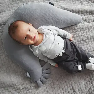 Breastfeeding cushion grandma hen baby La Millou Dana image-1