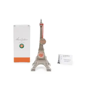 Tour Eiffel métal Roland Garros image-0