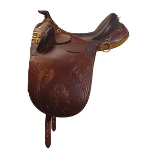 Dressage saddle for horse with horn Lakota Aussie