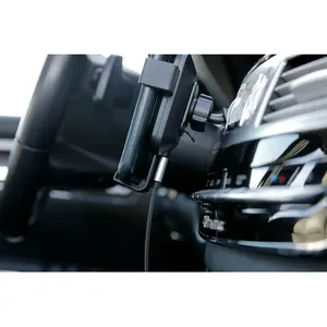 Telephone holder for ventilation nozzle with wireless charging Lampa Graviton Wireless image-3