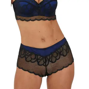 Shorty woman Lascana Sofia image-1