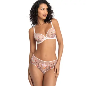 Women's shorty string Lascana Maria image-3