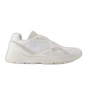 Trainers Le Coq Sportif R850