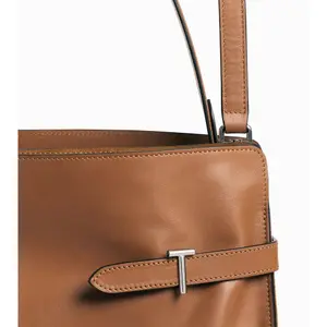 Women's Handbag Le Tanneur Emie TGM image-1