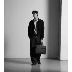 Two Pocket Document Holder Le Tanneur image-5