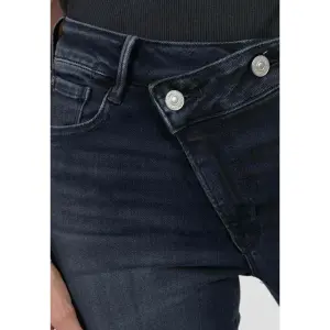 Slim jeans for women Le Temps des cerises Pulp High Maggie image-4