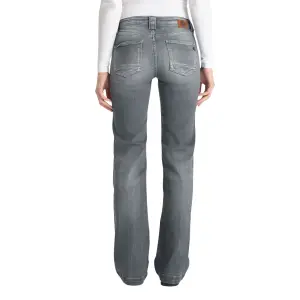 Jeans flare femme Le Temps des cerises image-1