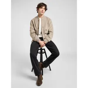 Jeans Confortáveis Lee Haden image-4