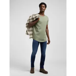 T-Shirt Lee Shaped image-1