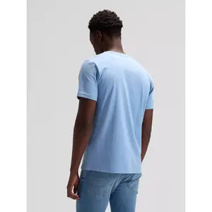 Camiseta Leegen image-1