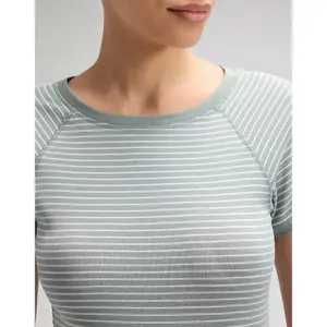 Women's T-shirt Lee Baby image-4